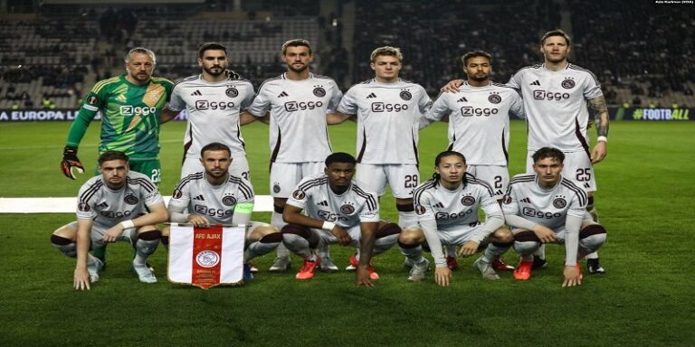 Phân tích đội hình ajax amsterdam
