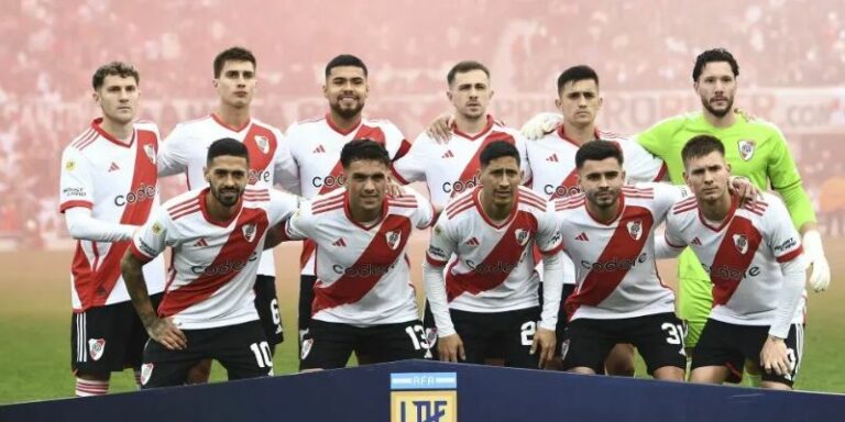 Tổng quan về đội hình mạnh nhất của River Plate qua các thời kỳ