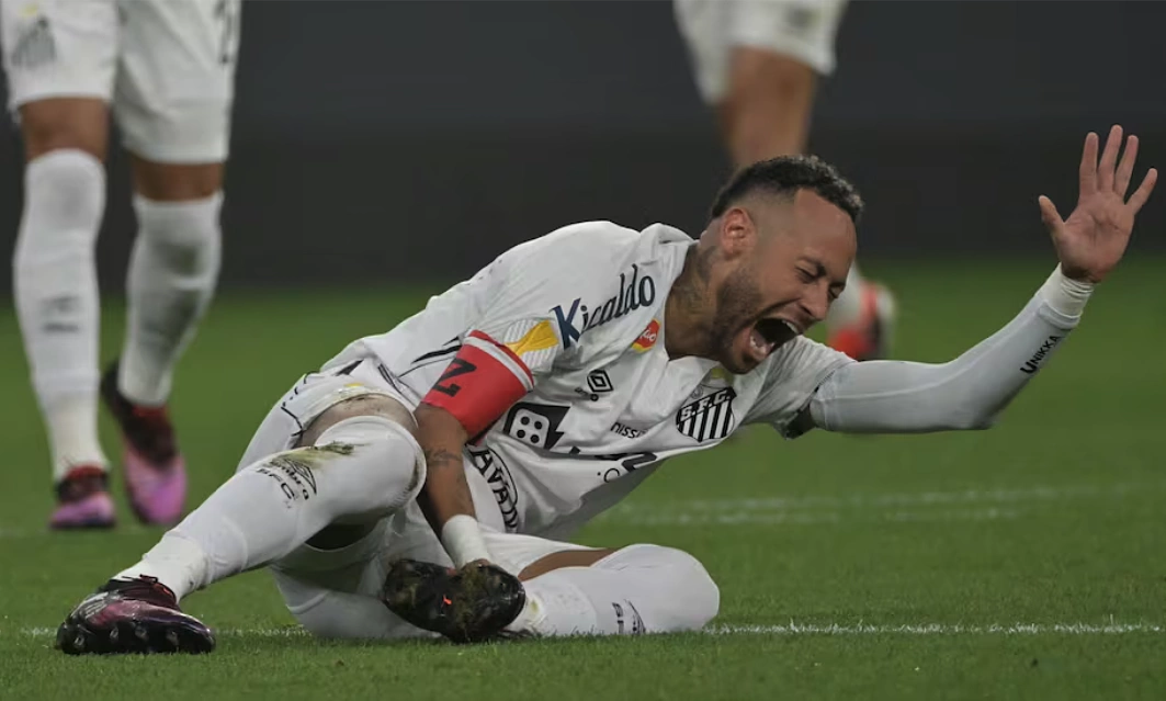 Phân tích chiến thuật và lối chơi đặc trưng của Santos FC